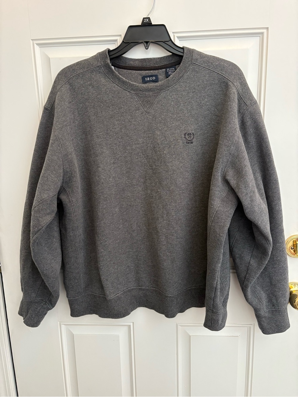 Izod Men's Crewneck Sweatshirt - Charcoal Gray